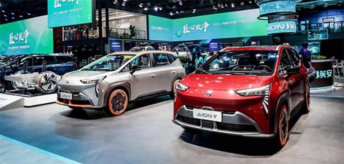 作为广汽集团旗下的高端智能电动车品牌,广汽埃安携旗下豪华智能超跑