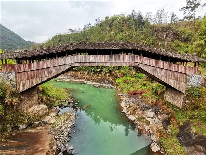 泰顺千古廊桥笑沧桑