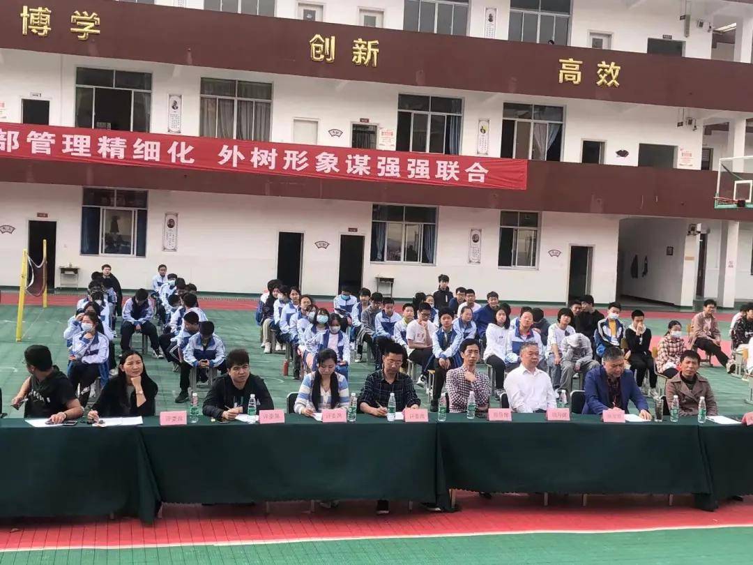 原创春光无限好,书香满校园|华一双师武汉小梅花学校学子在演讲比赛上