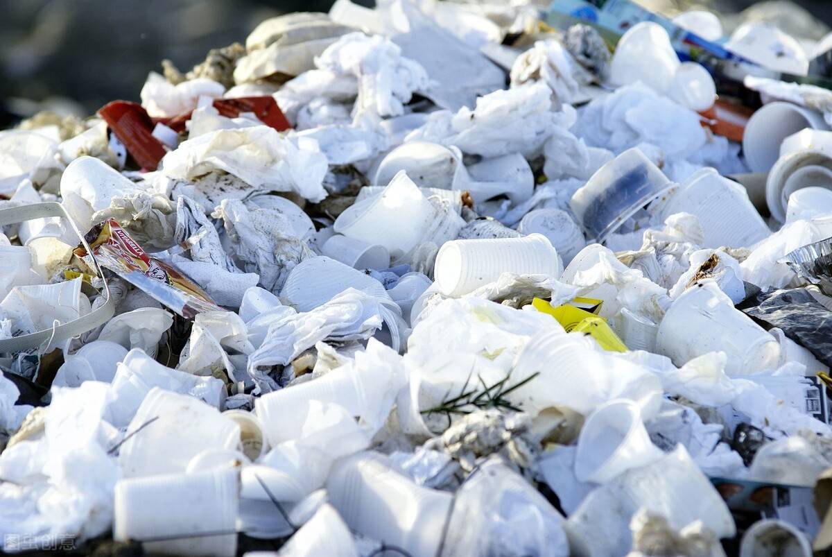 外卖塑料污染问题频发可降解塑料现已成新宠