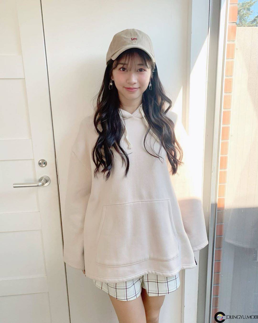 我已锁定你!纯洁美少女「牧野真莉爱」甜美笑容瞬间掳获男粉心