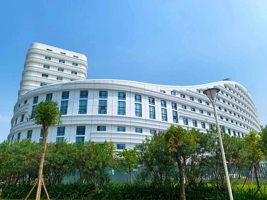 南屏妇幼保健院 已投用南湾几乎浓缩了珠海的尽数精华,城市顶级配置