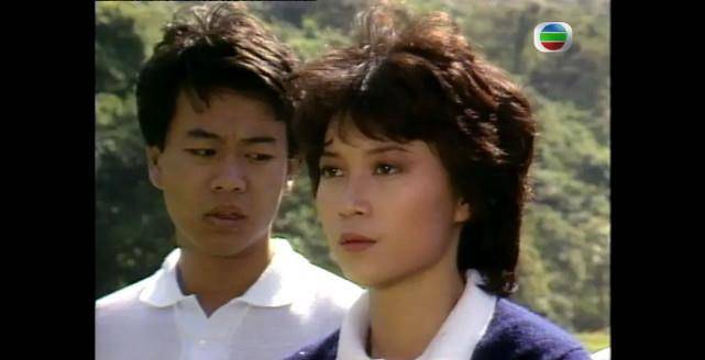 《猎鹰》播出39年,两位女主演均命运悲惨,一哥如今90