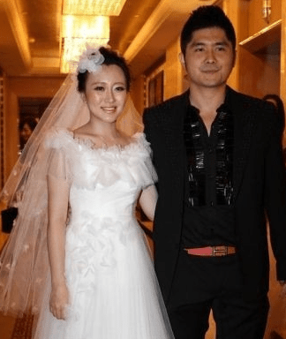 现在的潘阳也在享受着幸福的家庭生活,此前潘阳在社交平台上晒出过