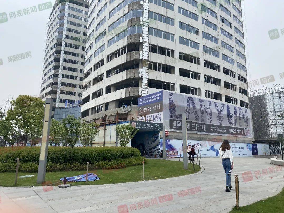 青浦本次出让的地块中,地理位置最佳的要属大虹桥徐泾地块.
