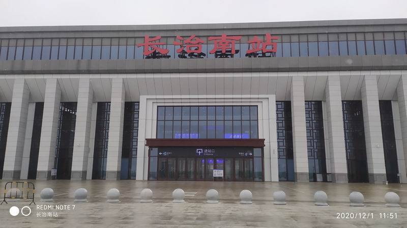 长治南站安装智能平面单向门现场图