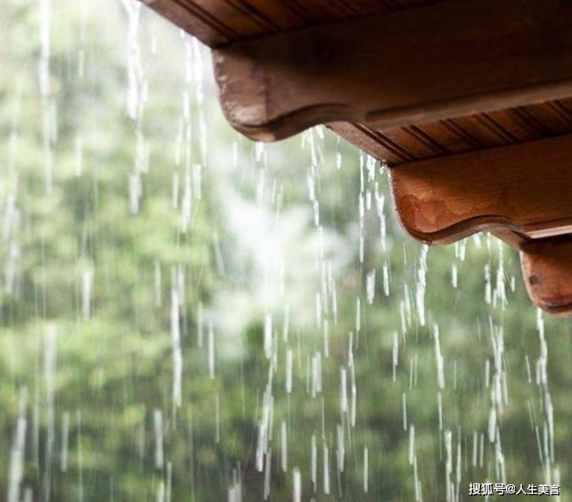 下雨天的心情经典句子:雨天发朋友圈的高质量句子