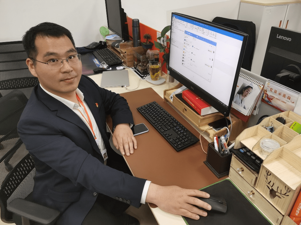 平安产险河南分公司"五心"服务践初心 牢记使命做表率_程方