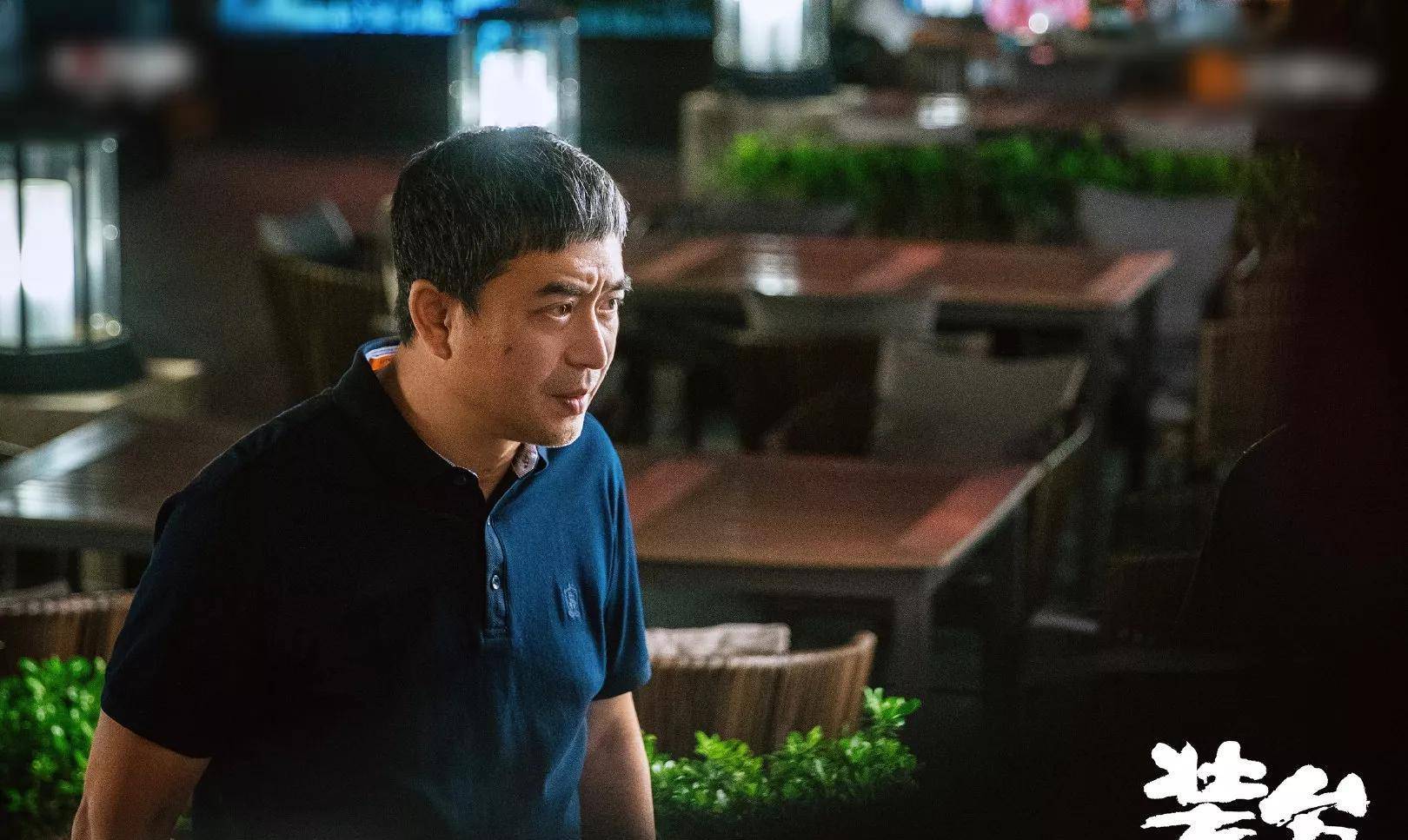 《装台》受全网盛赞!起底导演李少飞历年作品,没一部