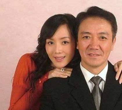 李幼斌:成名后与原配离婚,娶了三婚的史兰芽,今过得咋样了?