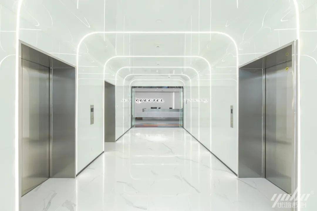 办公室装���,万万不可缺少的线条灯