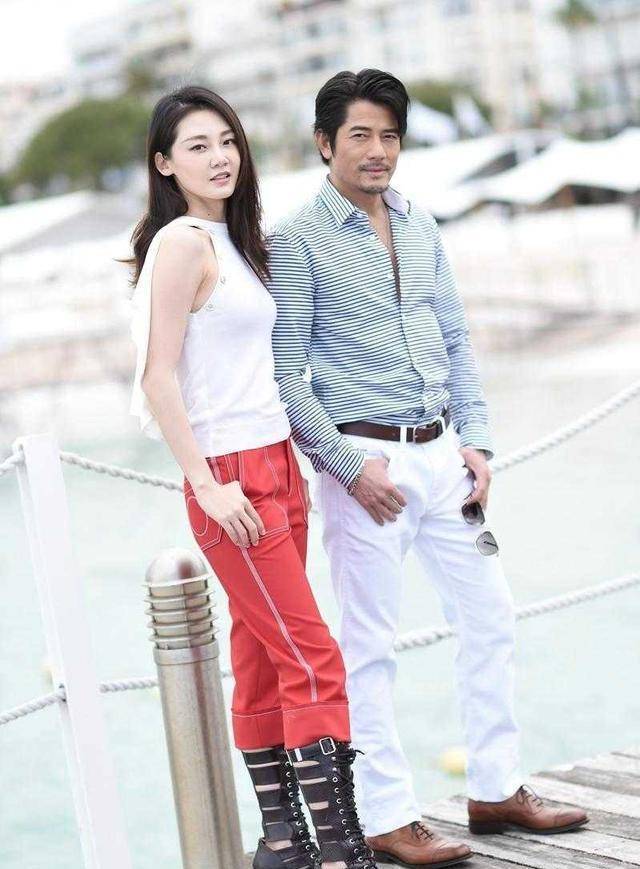 郑恺老婆苗苗身材没得挑,气质更是出色