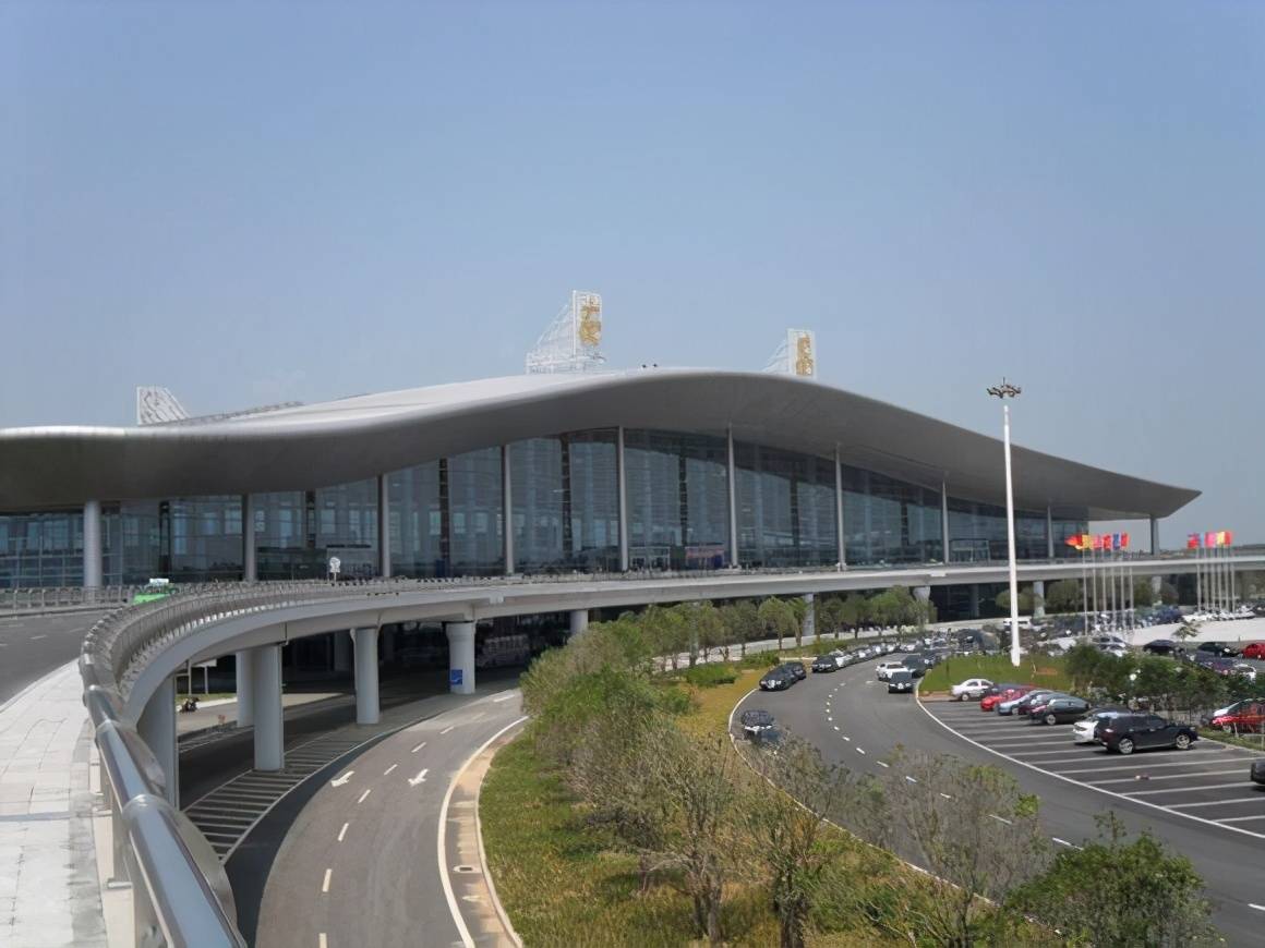 南昌机场的货物吞吐量年复合增长速度高达50,按照南昌昌北国际机场