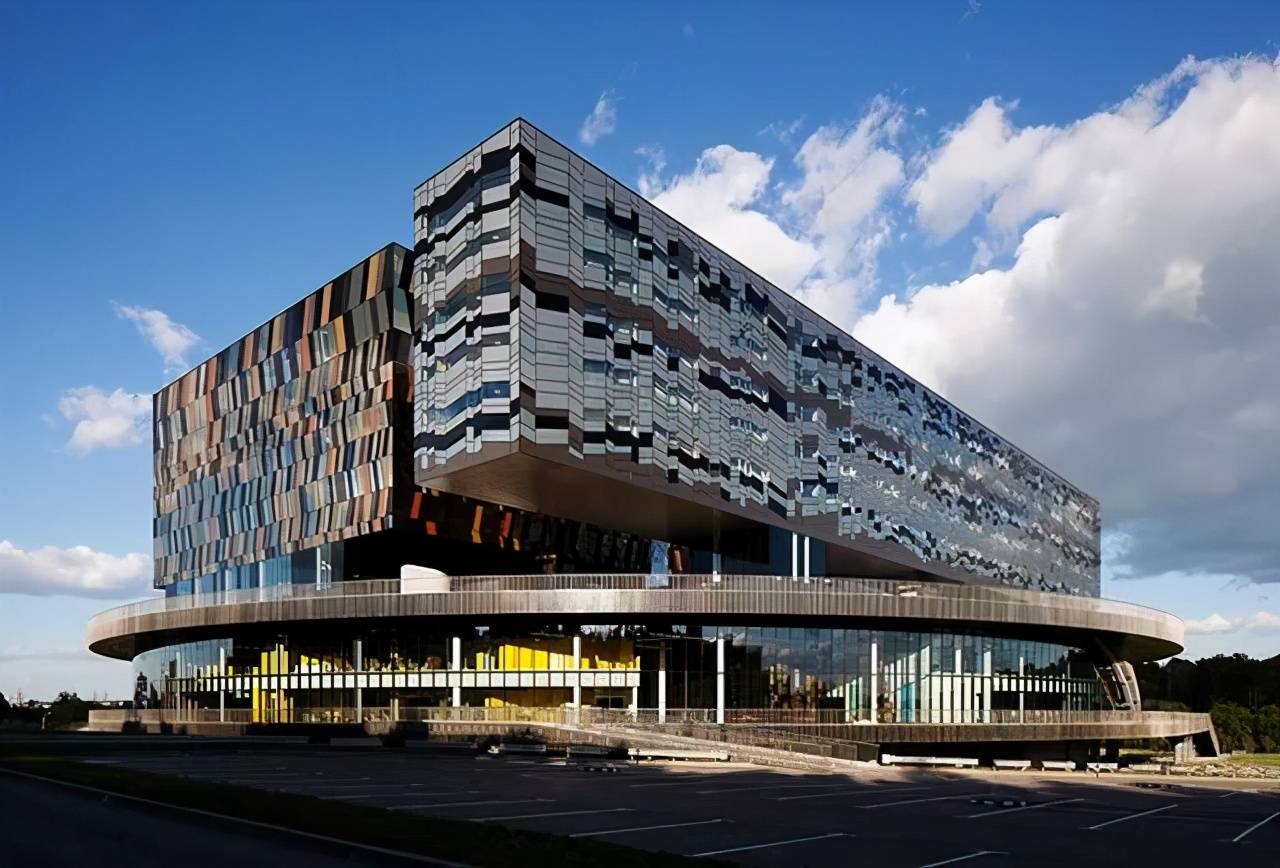 skolkovo management school 08 ed reeve斯科尔科沃管理学院最终的