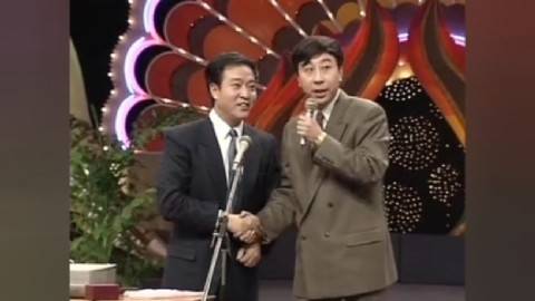 58岁妻离子散,64岁节目中晕倒,离开冯巩后,牛群到底有