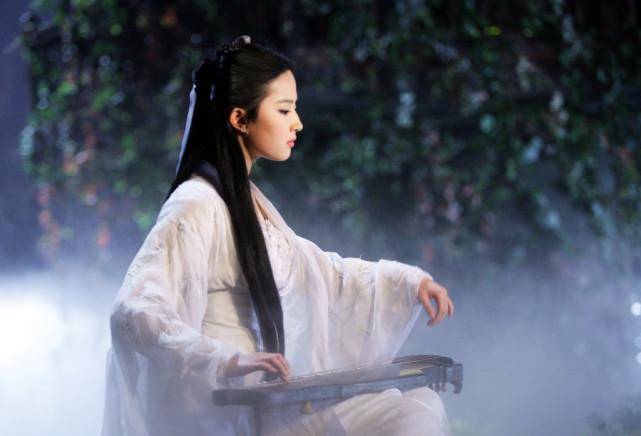 原创15年前的神雕侠侣太绝了!黄晓明哭戏被p图,刘亦菲
