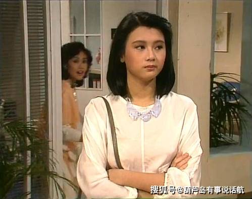 原创陈莉萍在《人在旅途》中是一名白富美,如今患病暴肥老公宠爱不弃