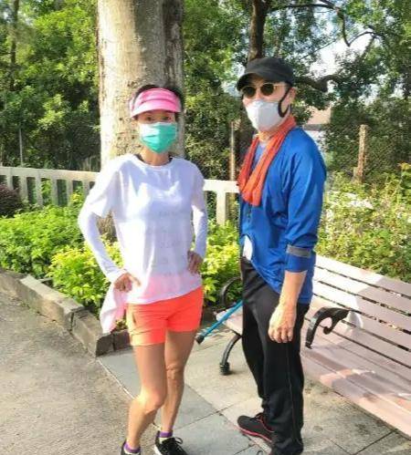 刘松仁:暗恋赵雅芝,与米雪传过绯闻,娶小20岁空姐,现状如何?