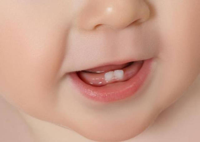 知识科普：宝宝长牙是什么感受？如何缓解宝宝长牙期的不适感？