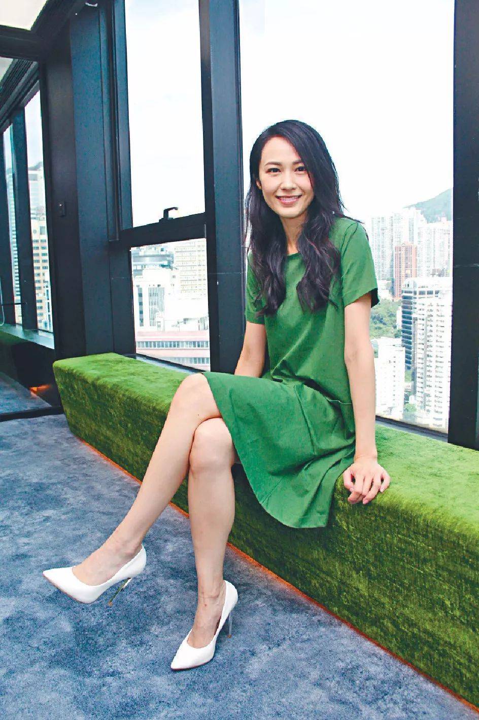 原创汤怡赶在父亲节前产女送老公最好的礼物前男友意外坠楼休克