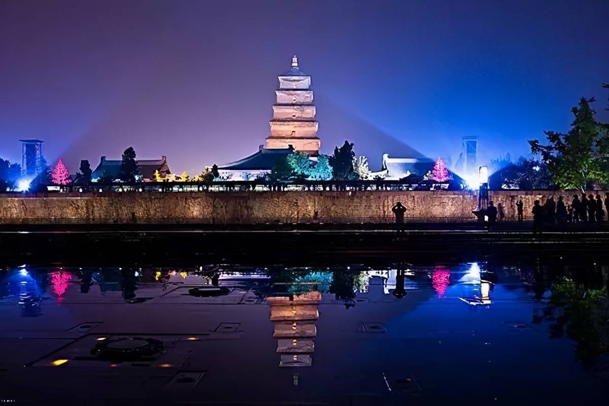 你知道大雁塔音乐喷泉从哪里欣赏最好看站位分享及游玩攻略