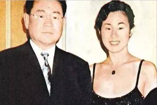 原创离开刘銮雄后王颖妤和60岁富豪在一起为其生两子还不要名分