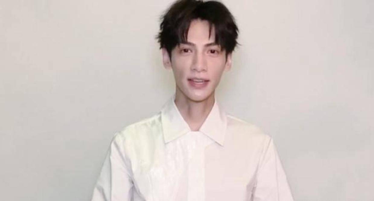 原创国风美少年罗云熙生图曝光曾一度瘦脱相看清现状后啪啪打脸了