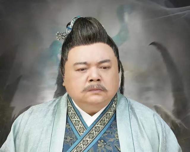 知名演员被举报,网友称其抽烟喝酒影响不好,谢宁:你举报的对