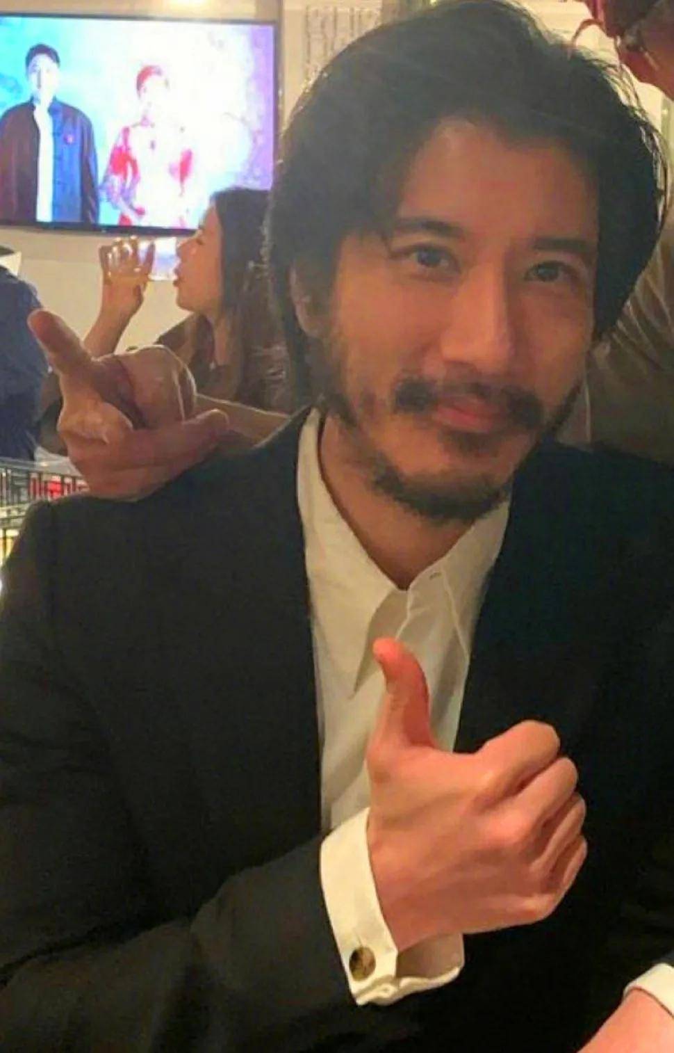 原创45岁的王力宏满脸络腮胡,他到底经历了什么?
