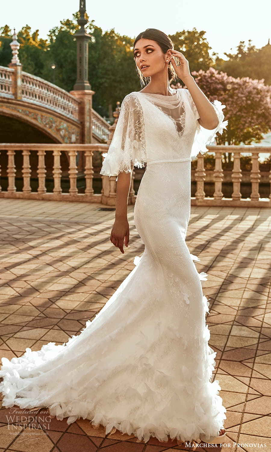 marchesaforpronovias2022婚纱系列引人注目的轻质结构