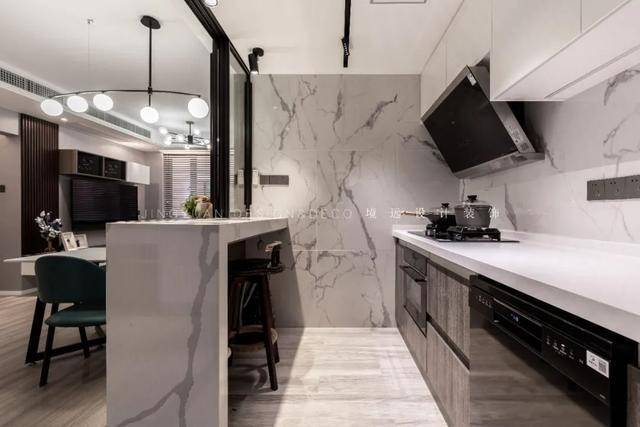 kitchen 厨房大理石餐桌经典大气,现代简约格调尽在其中设计采用条形