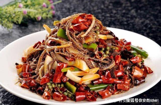 油爆香辣爆肚面色香味俱全