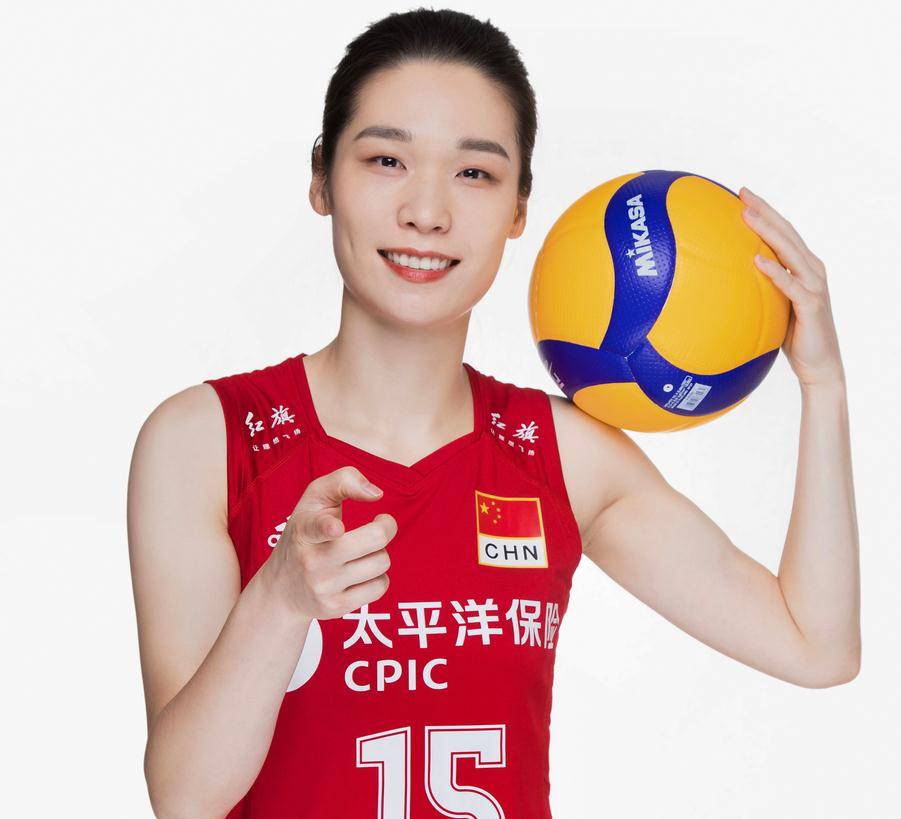 原创感动!林莉29岁生日,中国女排官方卡点送祝福,无缘奥运会太遗憾