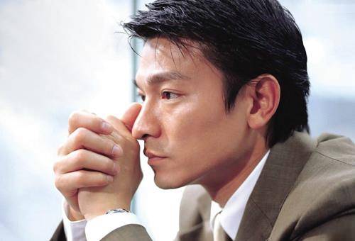 1996年,刘德华被"请"到澳门,向华强找了谁让他安全回到香港?