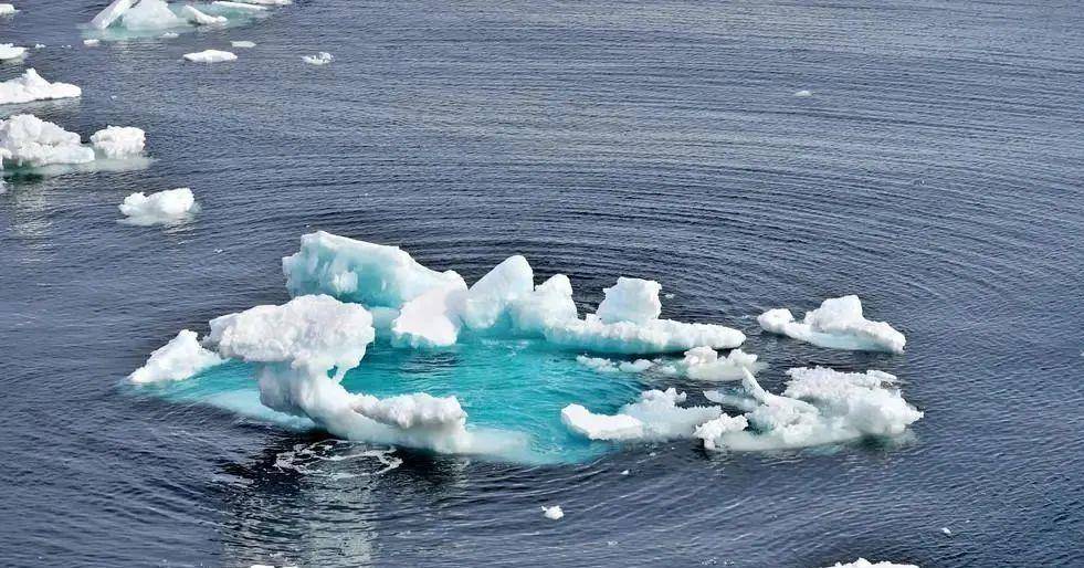 原创过去的20年,南北两极的冰川一直在加速融化?是什么原因导致的?