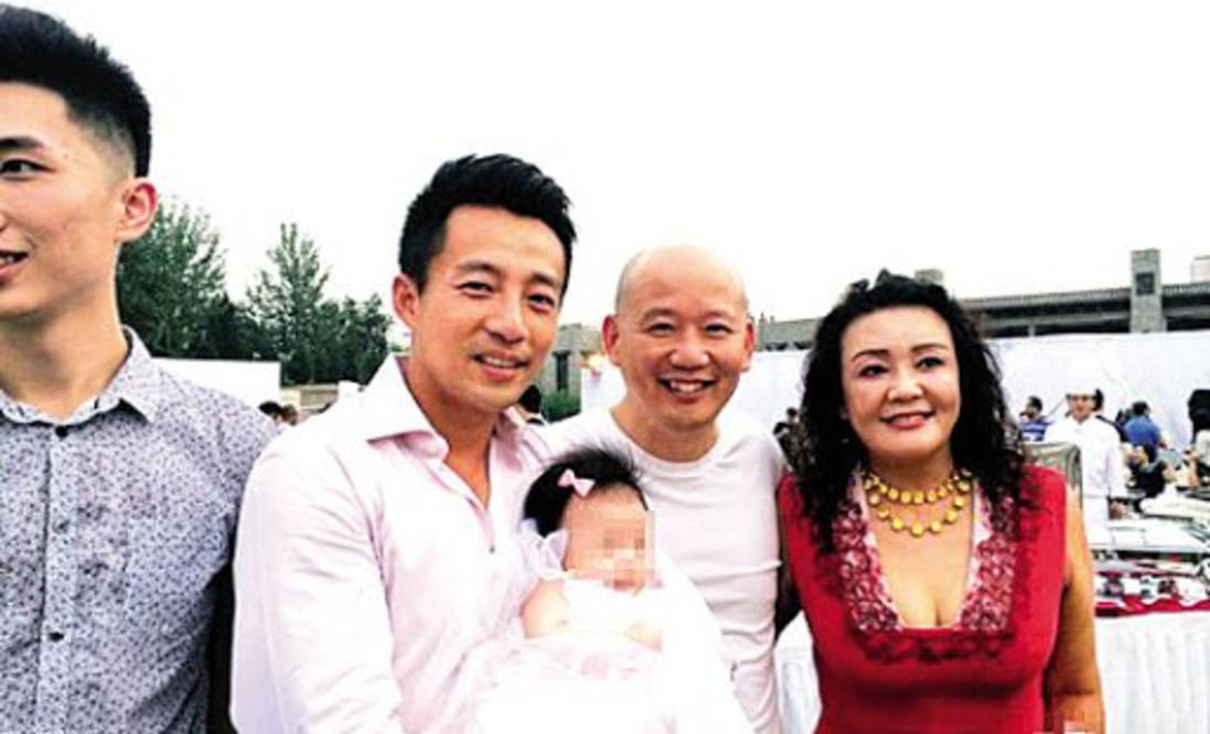 梦想与现实的距离,美好开始意外结局,女明星与富二代的爱与哀愁?