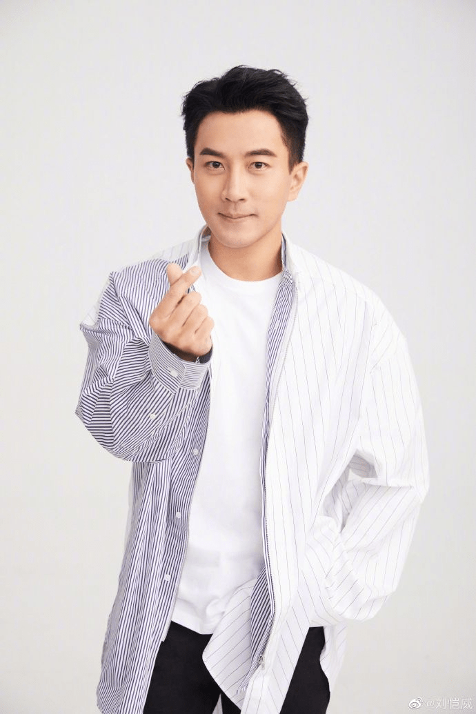 杨幂被爆「1年没见女儿」 无缘公公亲口证实_刘丹