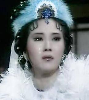 曾是亚视一姐,饰演黄蓉被大家熟知,与小19岁富豪传绯闻_魏秋桦