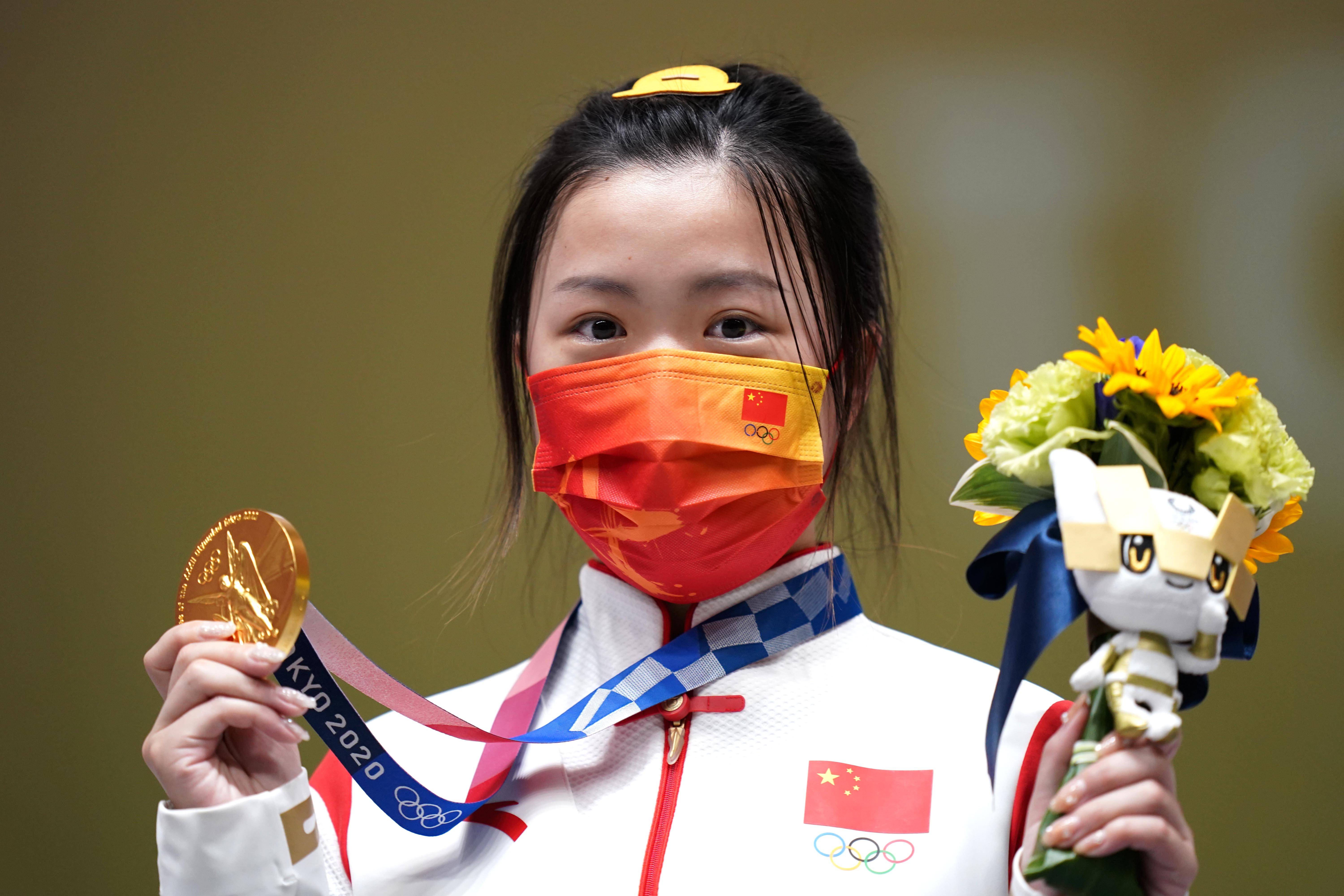 中国00后小将杨倩射击女子10米气步枪项目夺冠
