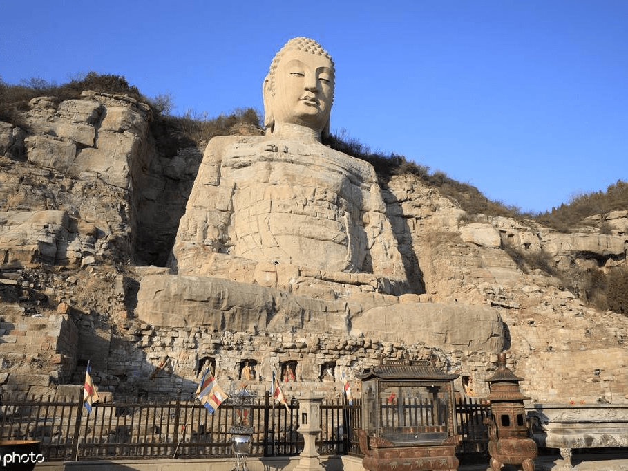 山西太原蒙山大佛 中国现存最早的摩崖石刻塑像