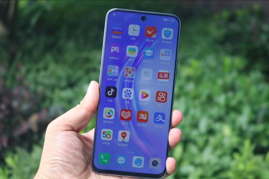 原创荣耀x20se评测仅售1799元性能均衡毫无短板可言