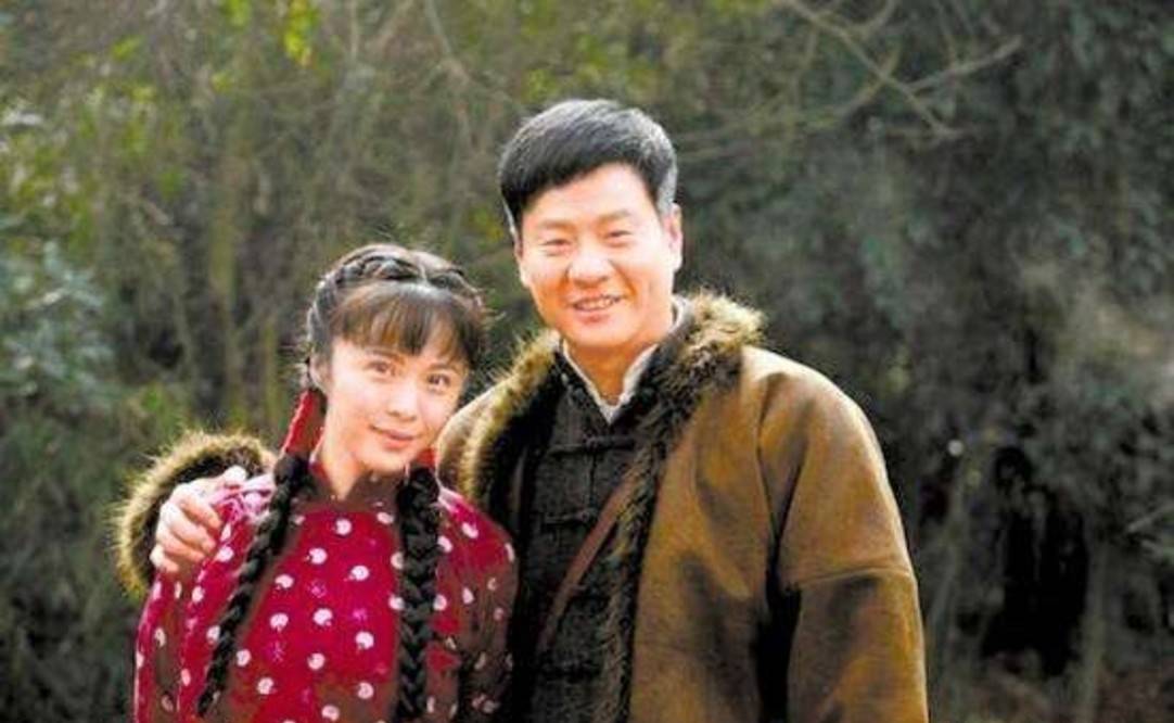 原创毁誉参半的刘威被何晴抛弃求婚杨若兮未果火速与化妆师闪婚