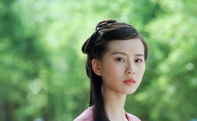7位最幸运女明星:古装造型不好看,只能靠颜值按压,赵丽颖最美
