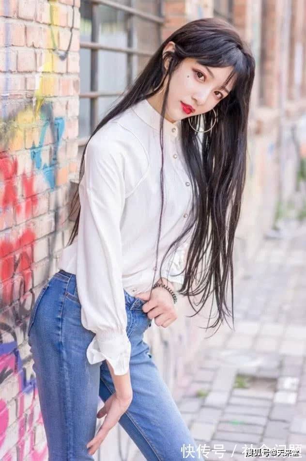 有种嚣张叫艾比的腿竟想到丝袜外穿女生集体柠檬了