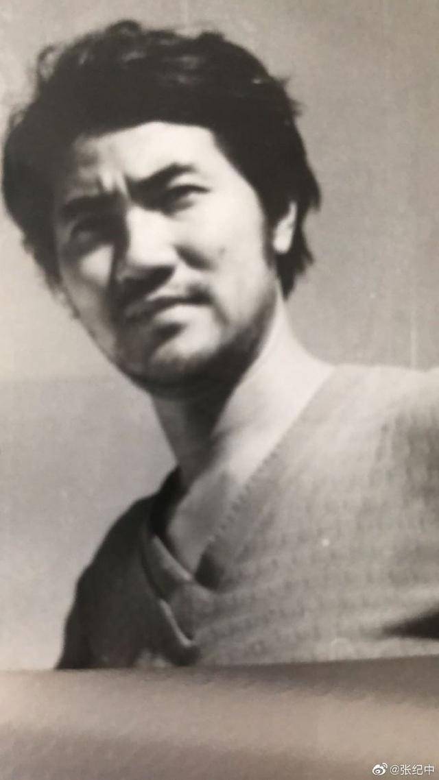 张纪中的负心情史靠才华征服了5个女人年逾古稀娶小30岁娇妻