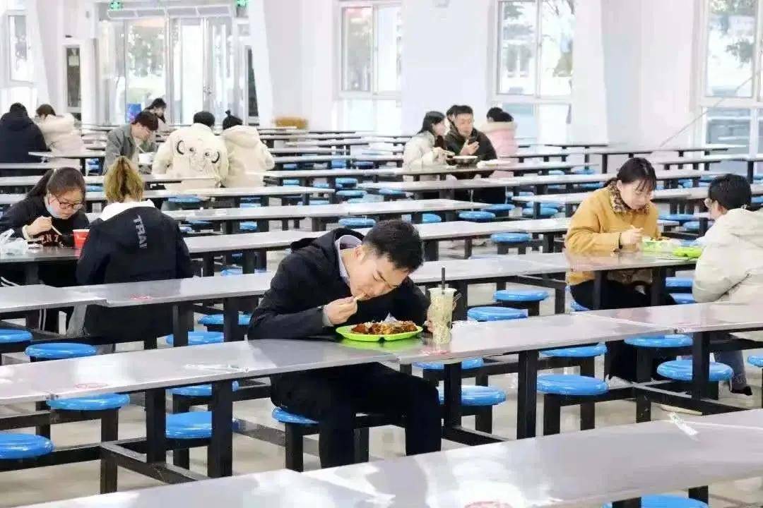 萌新攻略 | 带你身临其境模拟西安财经大学行知学院校园生活