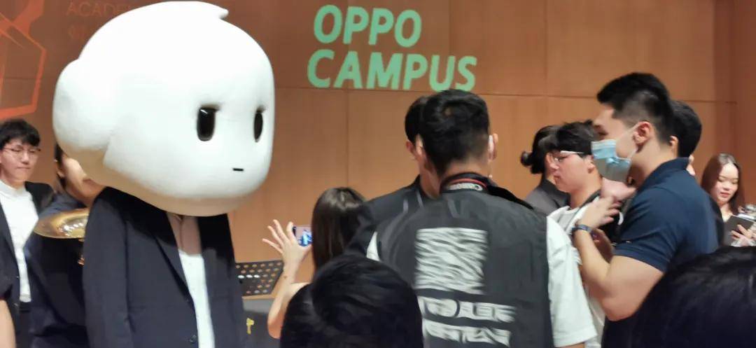 oppo campus: 小欧 守护年轻人的白日梦 自今年夏天从