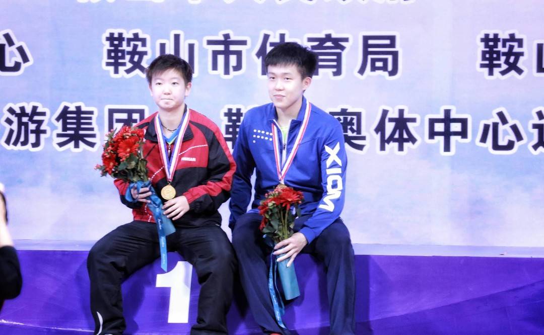 孙颖莎和王楚钦在奥运会开始前的热身赛中击败了刘诗雯和许昕.