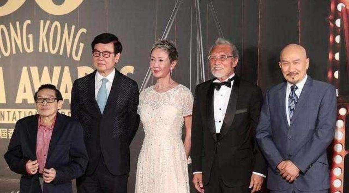 香港影坛的滑稽之王:"新艺城七怪"石天篇!_麦嘉