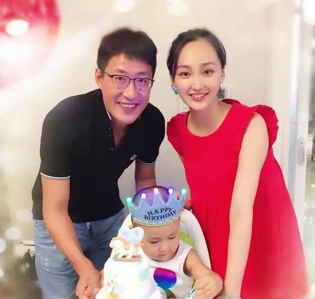 原创于震牵手辛月生2儿1女原来再婚幸福就是这样修炼成的